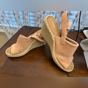 TOMS Women's Coral Espadrille Wedges
